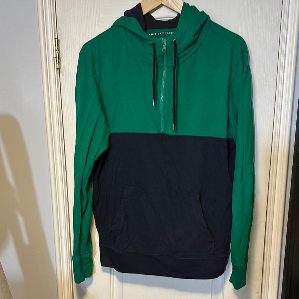 Men’s American Eagle Hoodie Size Small